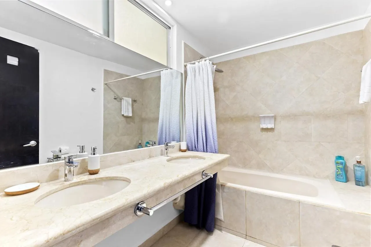 4 Bedroom Apartment, 8 Guests Cancun