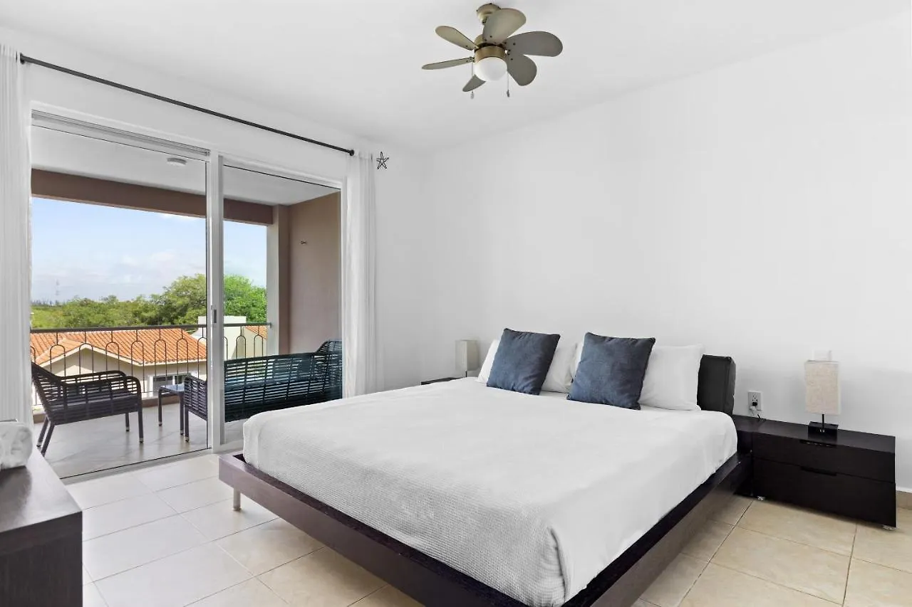 Apartment 4 Bedroom Apartment, 8 Guests Cancun Mexico