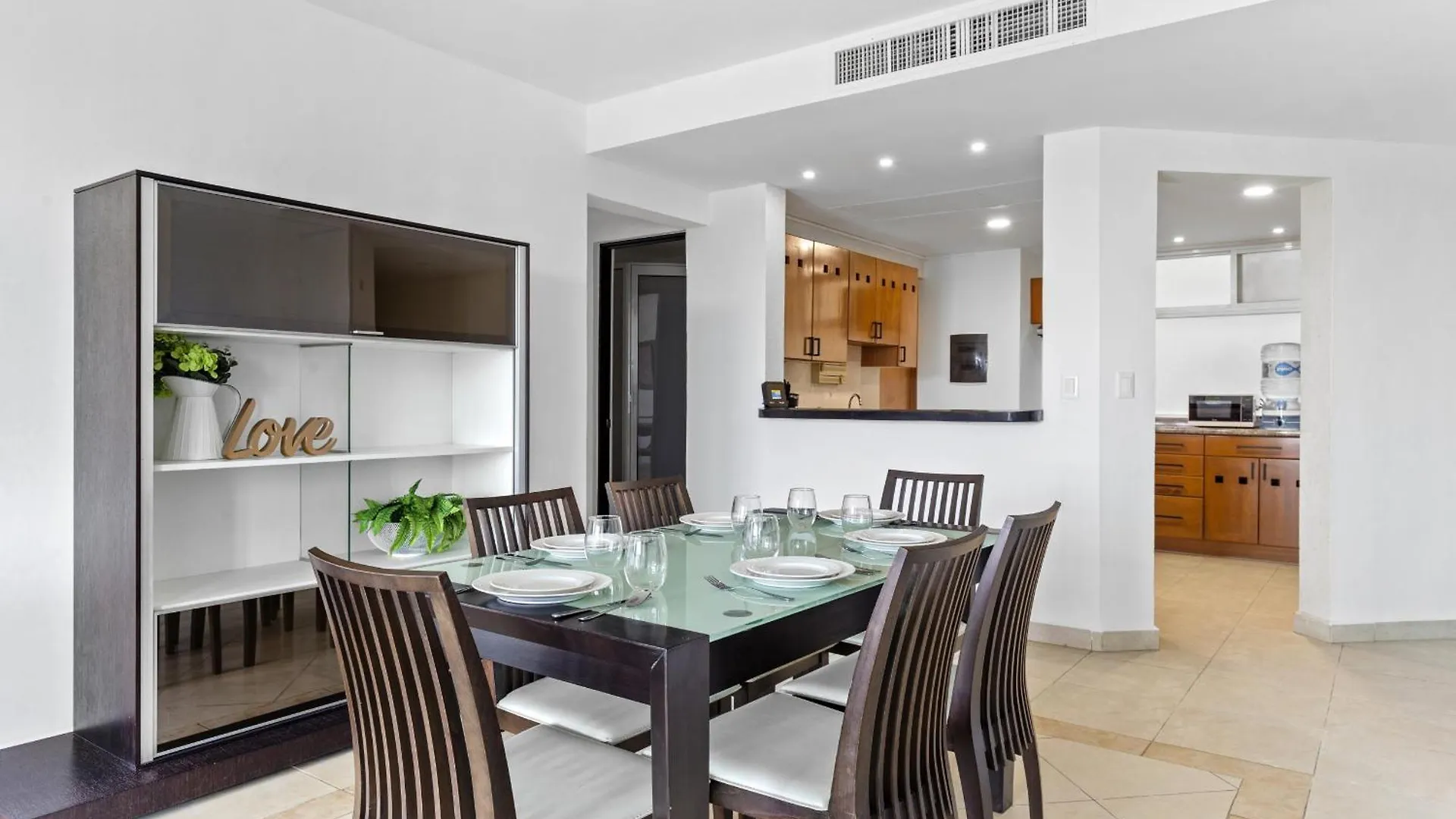 Apartment 4 Bedroom Apartment, 8 Guests Cancun